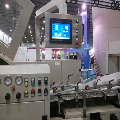 縫包機操作上的細節(jié)和對產品的保養(yǎng)